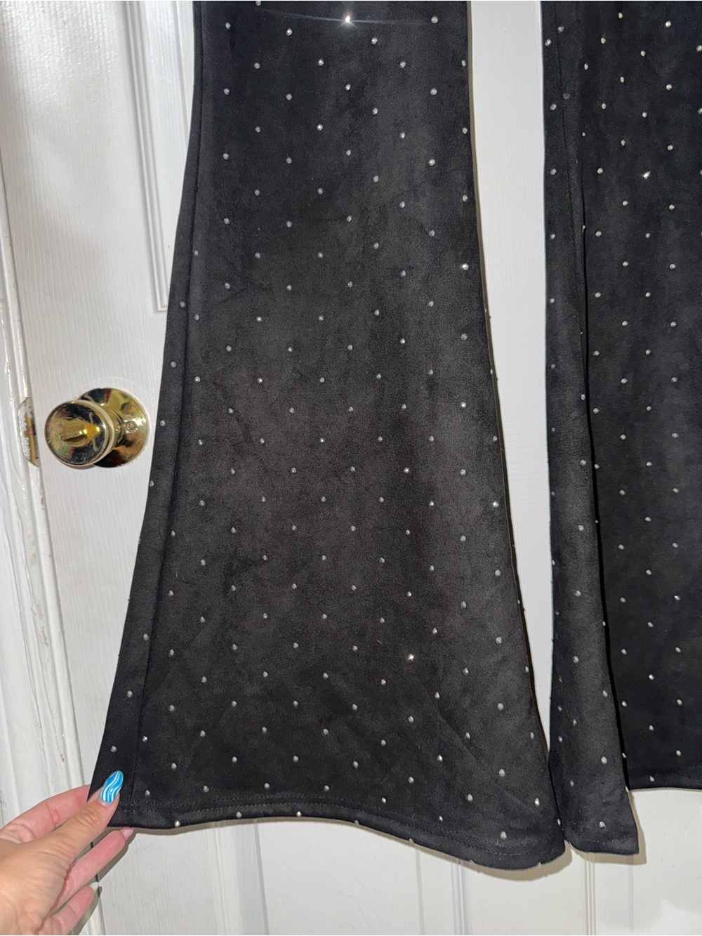 Willow + Root Black Wide-Leg Pants with Sparkle Studs - Picture 5 of 6